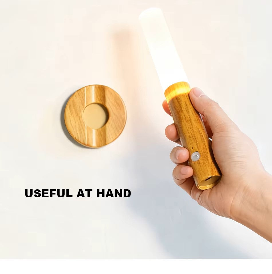 Applique Murale LED à Détecteur de Mouvement – Rechargeable, Finition Bois