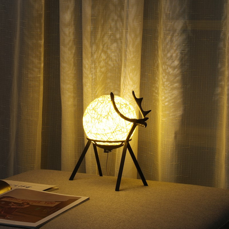 Couples Bedside Lamp Bedroom Girl Retro Style Night Light Romance – detail view 6 | Belloriana