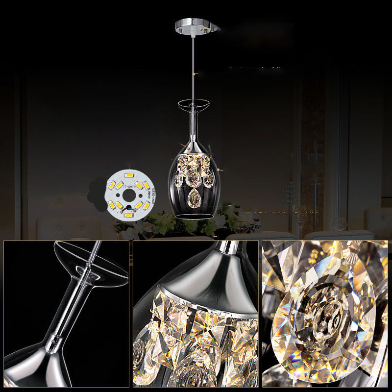 Étoile Crystal Pendant Light - illuminated glow detail