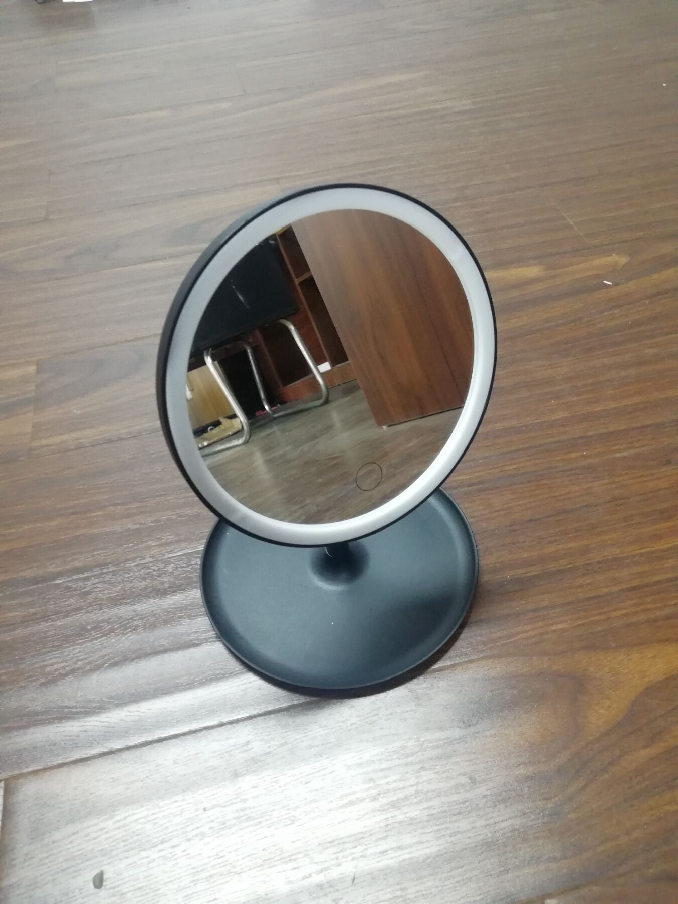 Hot-selling Makeup Mirror LED Light Mirror Portable Three-color Adjustable Vanity Mirror – detail view 1 | Belloriana