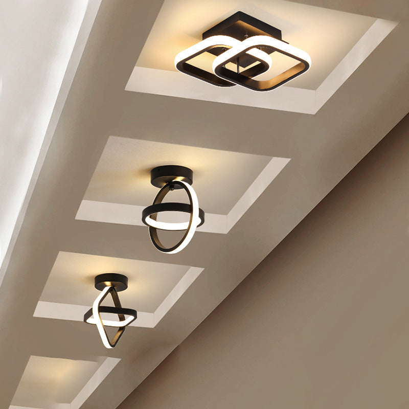 Sobre Simple Ceiling Light - illuminated warm glow