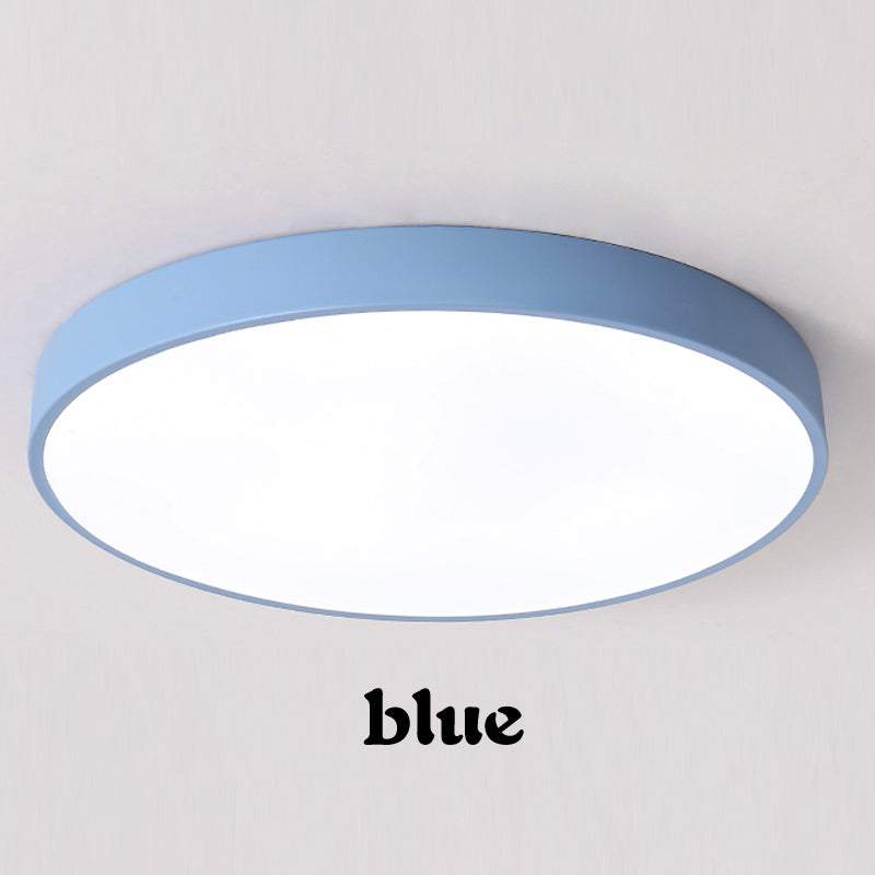 Modern Minimalist Ceiling Light – detail view 2 | Belloriana