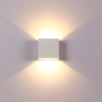 Nordic Style Wall Light – studio product photo | Belloriana
