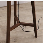 Lampadaire showroom detail