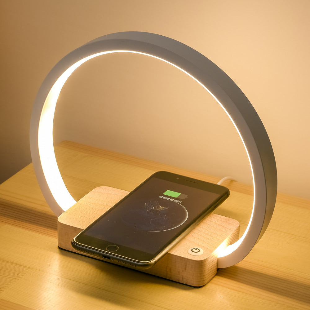 Multifunctional Table Lamp – studio product photo | Belloriana