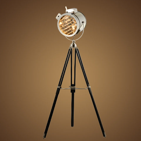 Stage Floor Lamp Industrial Style Tripod – detail view 4 | Belloriana