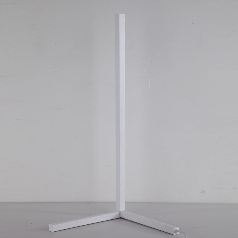 Nordic RGB Corner Floor Lamp Modern Simple – detail view 1 | Belloriana