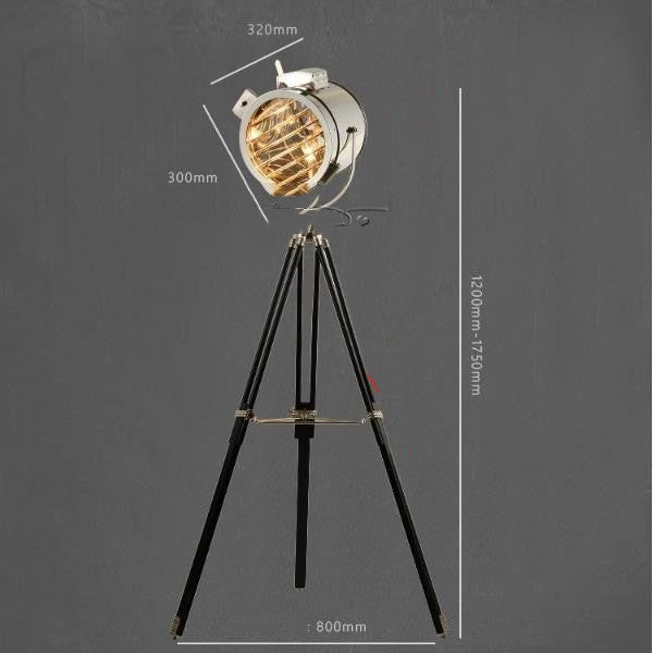 Stage Floor Lamp Industrial Style Tripod – detail view 1 | Belloriana