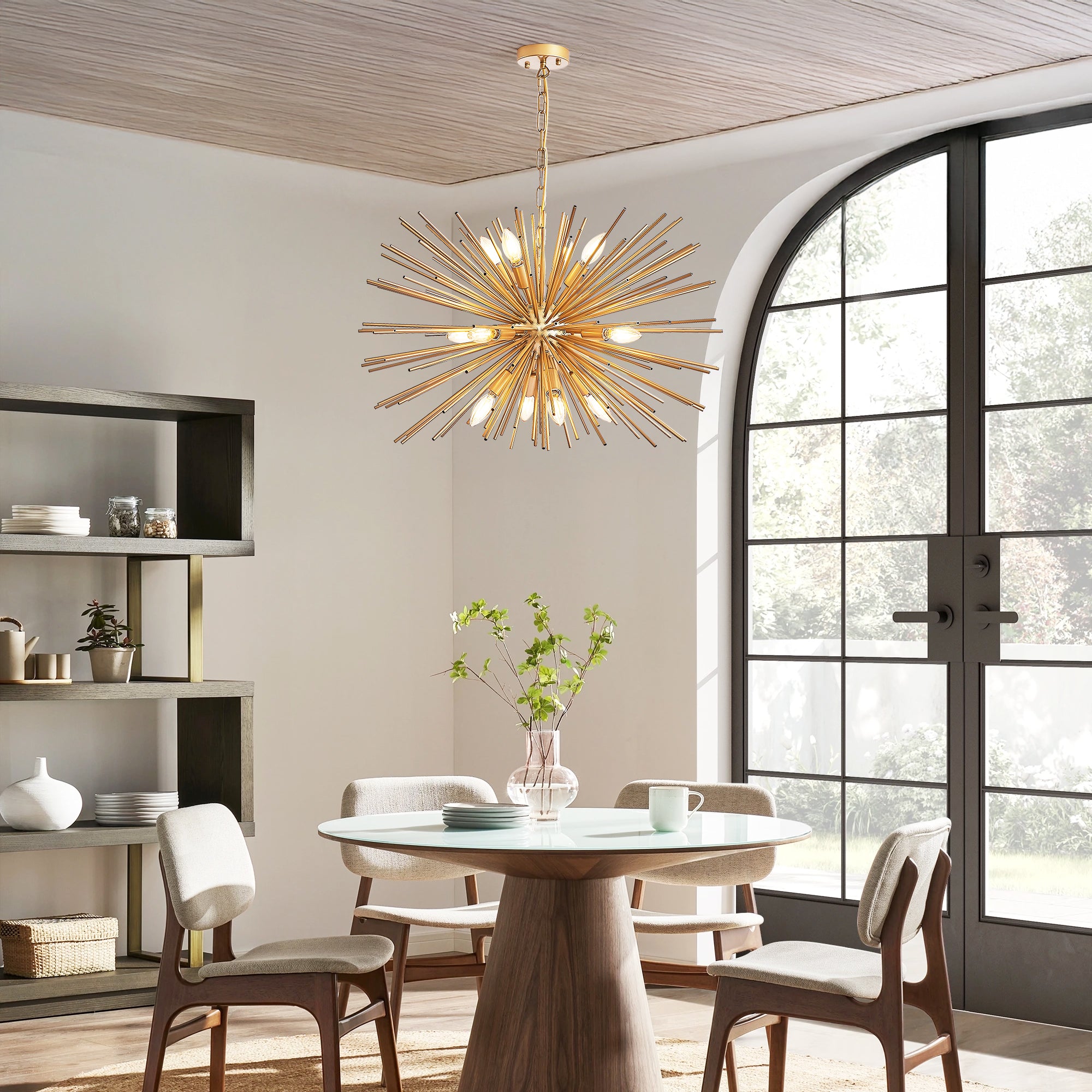 Sputnik d'Or Starburst Chandelier - twelve-arm arrangement close-up