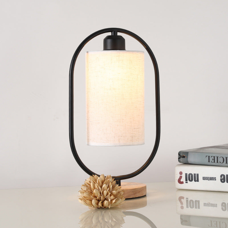 Bedroom Bedside Lamp – detail view 4 | Belloriana