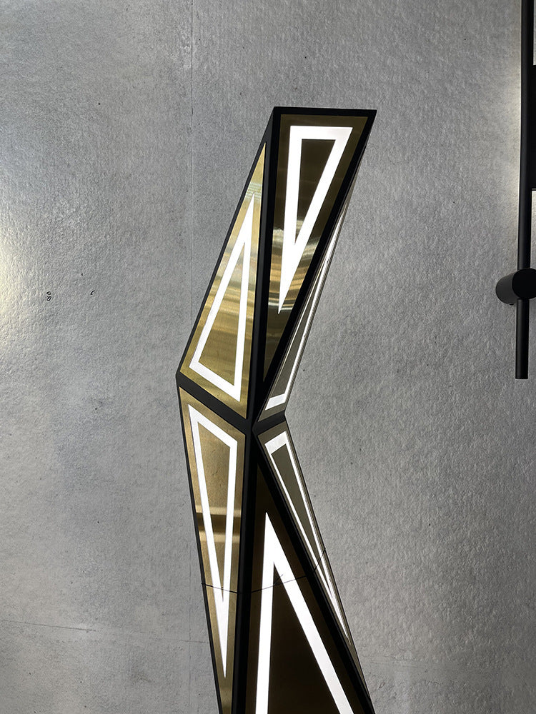Nordic Creative Design LED Floor Lamp Living Room Home Decor Standing Light – detail view 6 | Belloriana