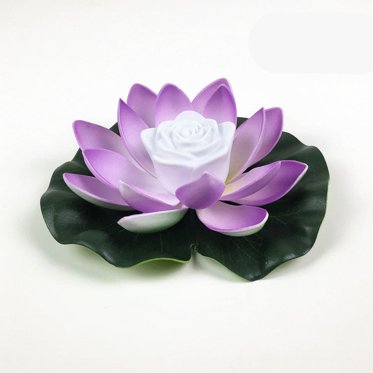 LED Lotus Lamp – detail view 1 | Belloriana