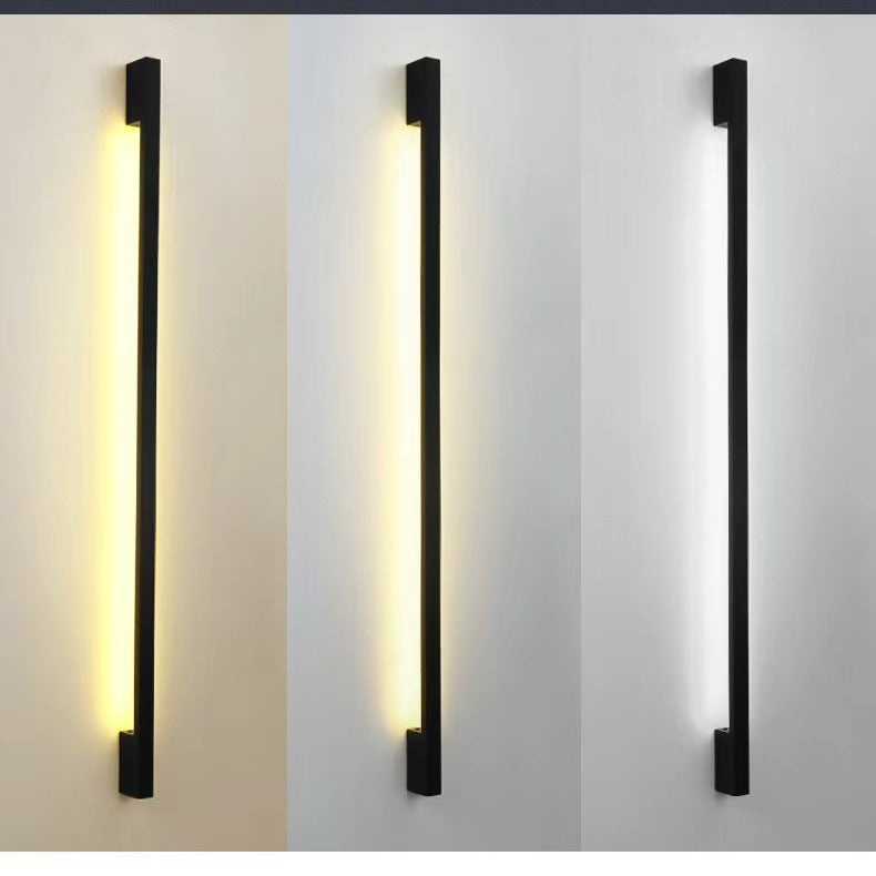 Tête de Lit sconce detail of linear profile