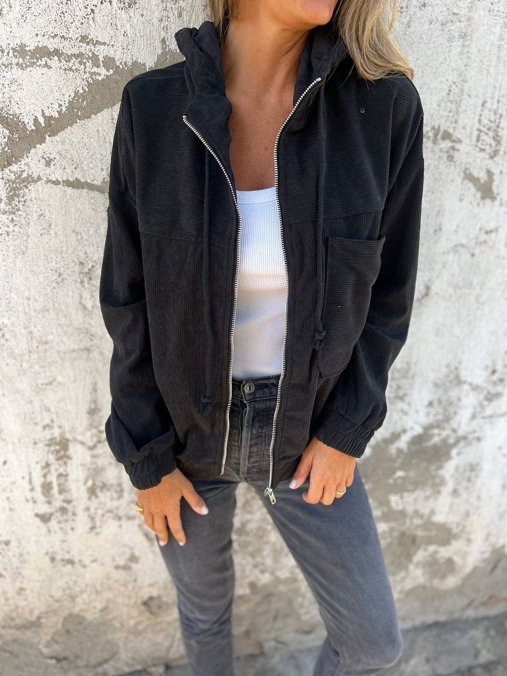 Veste zippée à capuche