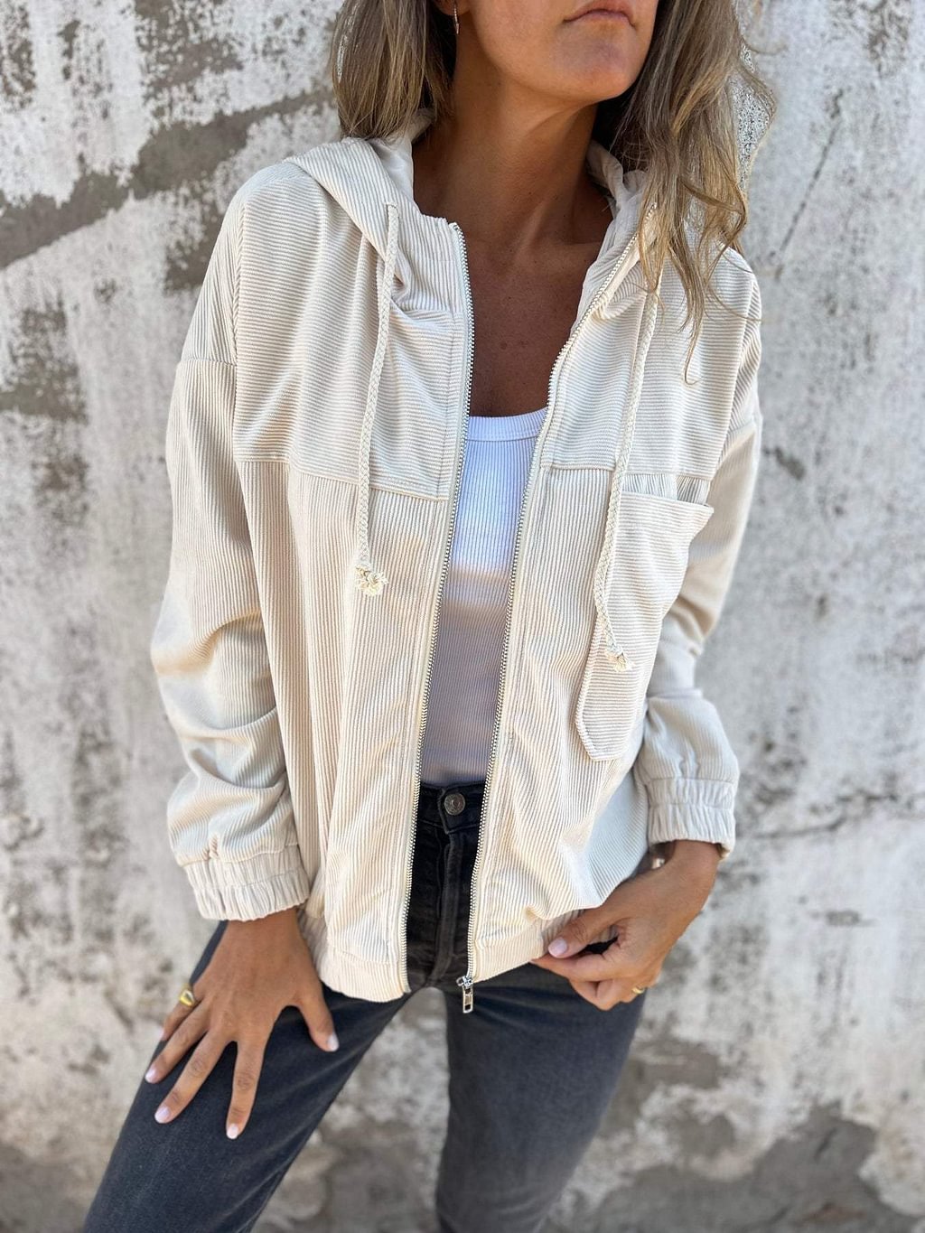 Veste zippée à capuche
