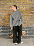 Manteau à double boutonnage